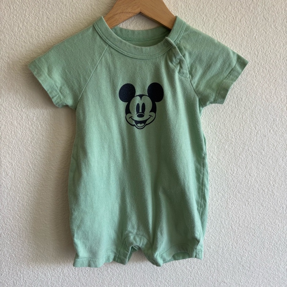 GAP baby Mickey Romper 6-12M